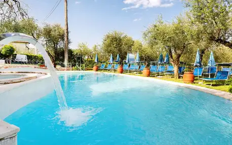Pobyt u Lago di Garda: jídlo, bazén a sauny