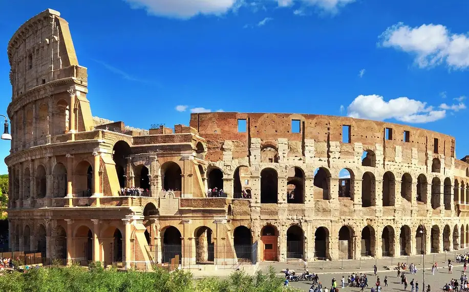 Řím a Neapol: doprava, hotel se snídaní a výlety