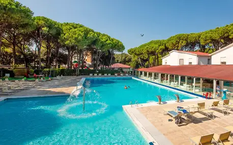 Rodinná dovolená v Itálii: bazén, hřiště, pláž i strava