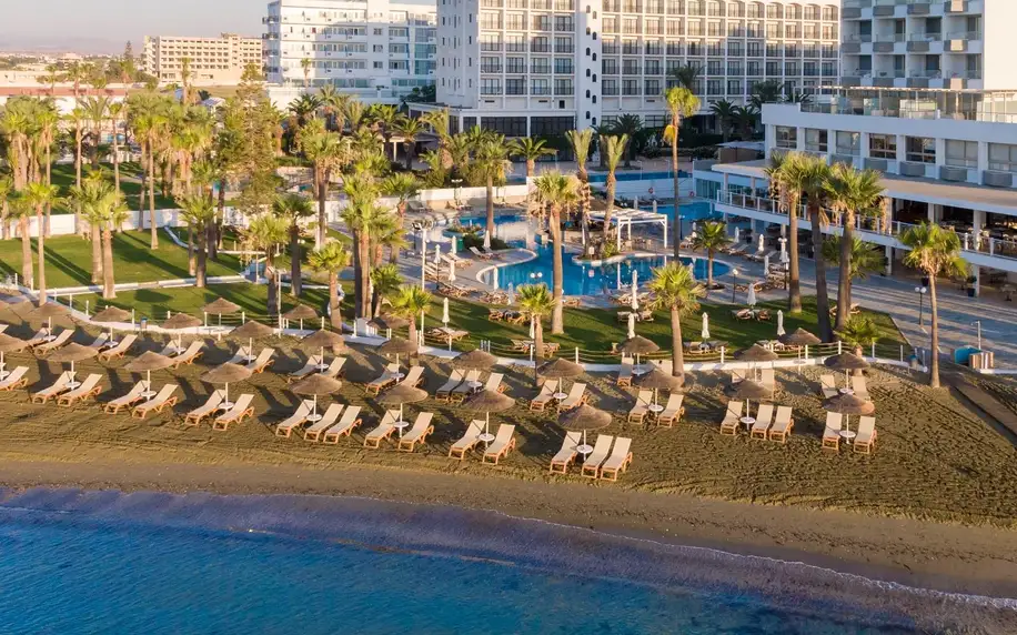 Golden Bay Beach Hotel, Jižní Kypr, Pokoj ekonomický, letecky, polopenze