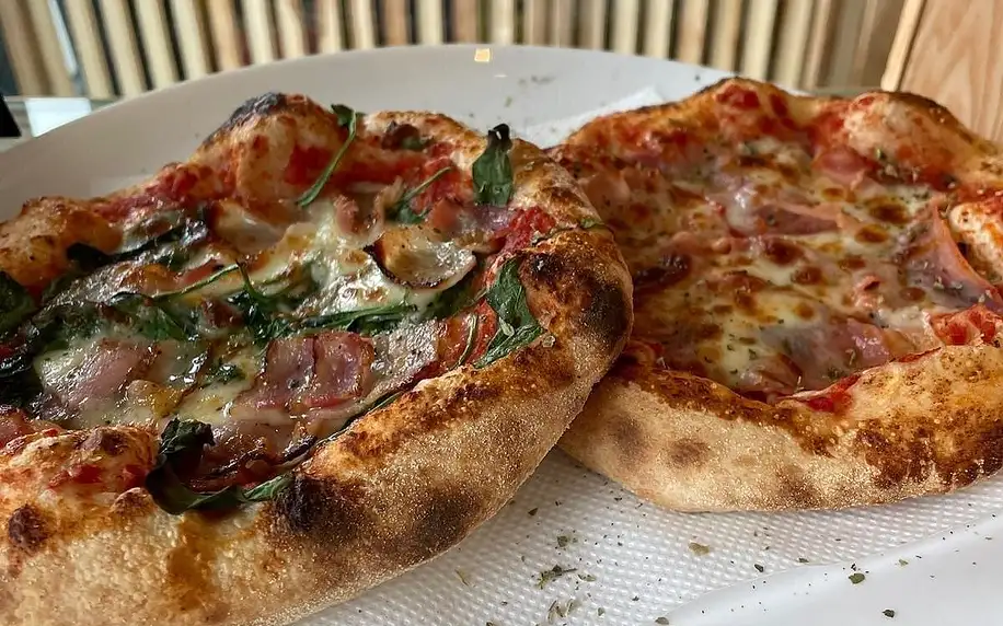 Pizza o průměru 20 či 33 cm: výběr z 8 druhů