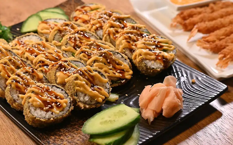 Set 24 ks smaženého sushi a krevety v tempuře