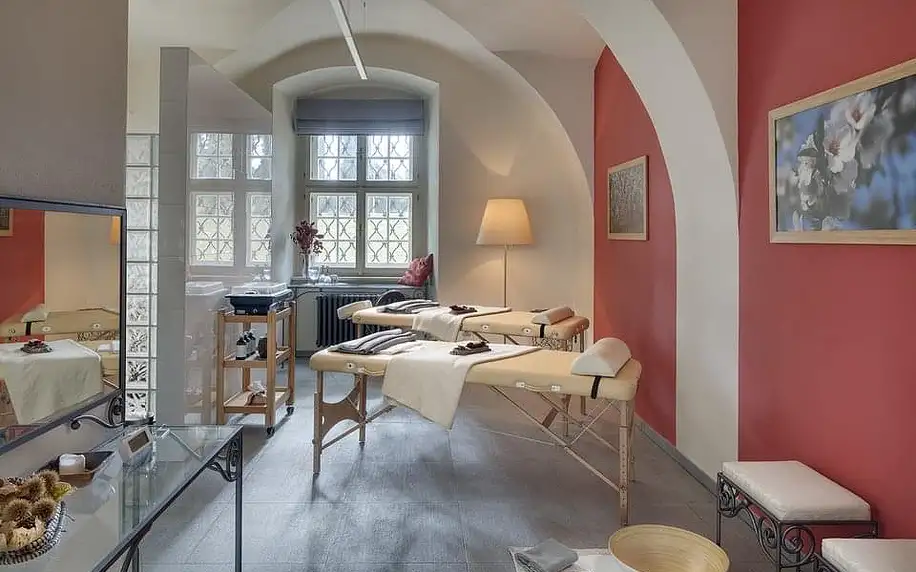 Dokonalý relax v moderním wellness Chateau Herálec pro 2 osoby