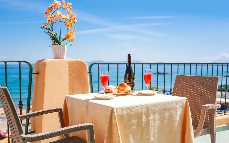 Itálie - Ischia: Hotel Rivamare
