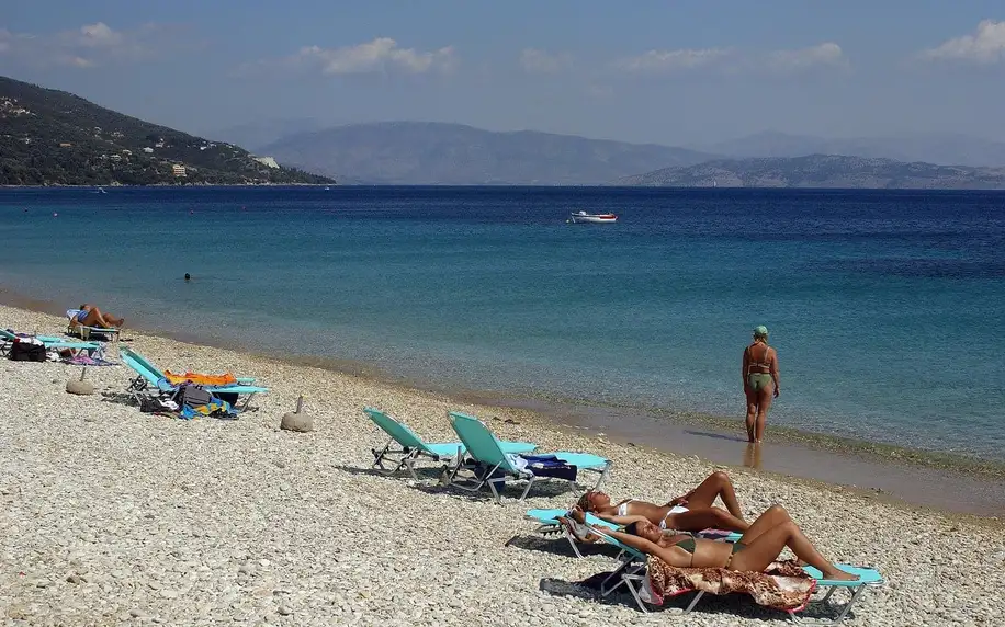Řecko - Korfu letecky na 6-11 dnů, snídaně v ceně