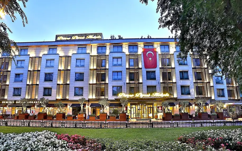 Turecko - Istanbul letecky na 4-6 dnů, snídaně v ceně