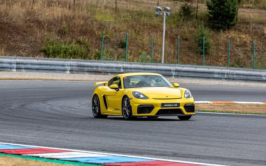 Jízda na okruhu v Sosnové: BMW M3 či Porsche GT4