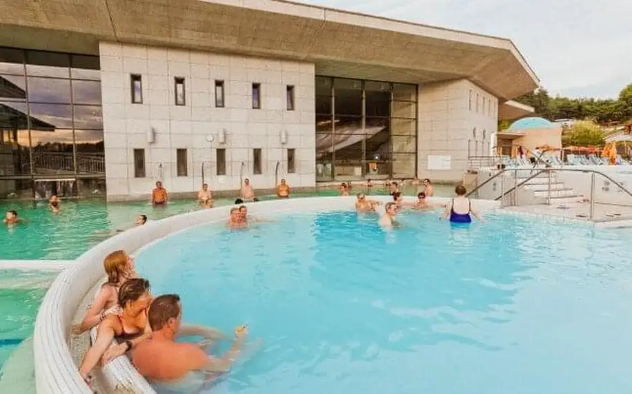Maďarsko: Egerszalók v Apartmánech Kék Laguna se snídaní a relaxem v sauně nebo ve vířivce + možnost grilování