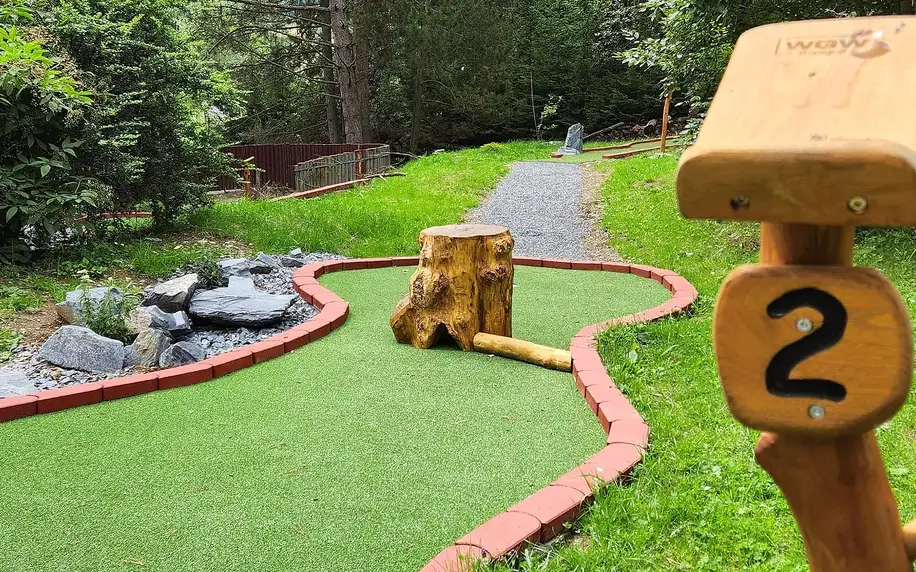 Vstup na adventure minigolf pro děti i dospělé