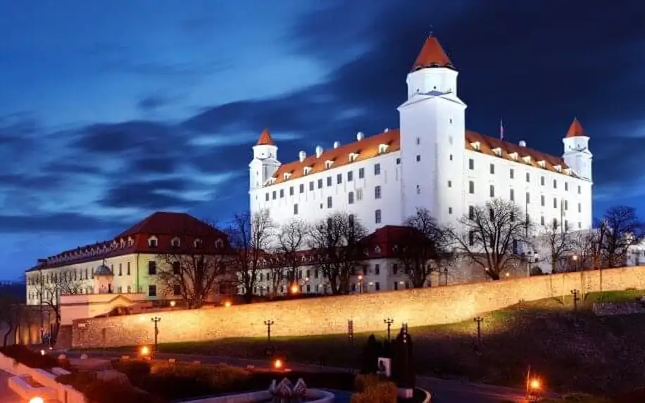 Slovensko: Bratislava 7 km od centra ve stylovém Hotelu Color *** se snídaněmi formou bufetu + WiFi zdarma