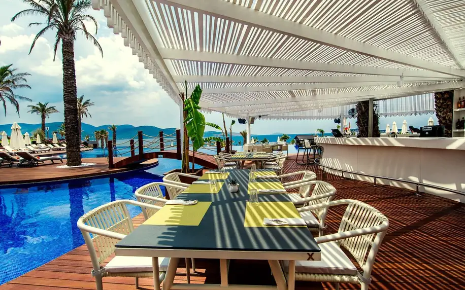 Be Premium Bodrum, Egejská riviéra, Maledivská vila s výhledem na moře, letecky, all inclusive