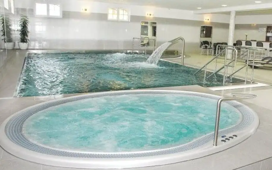 Jižní Morava a Vysočina v Hotelu Ryšavý *** se snídaní a neomezeným wellness (bazén, vířivka, parní sauna)