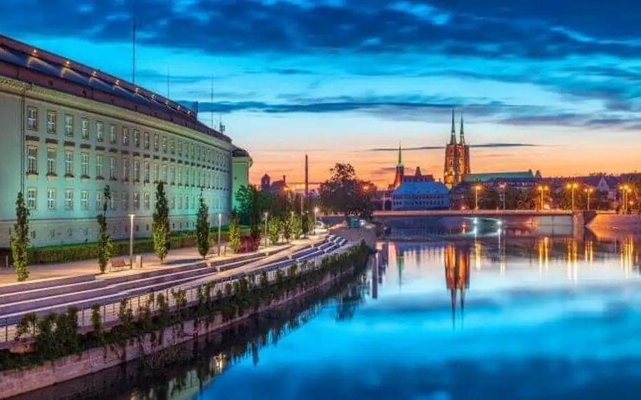 Pobyt u Vratislavi v zámeckém Orient Palace Hotelu *** s neomezeným wellness (bazén, sauny) + polopenze