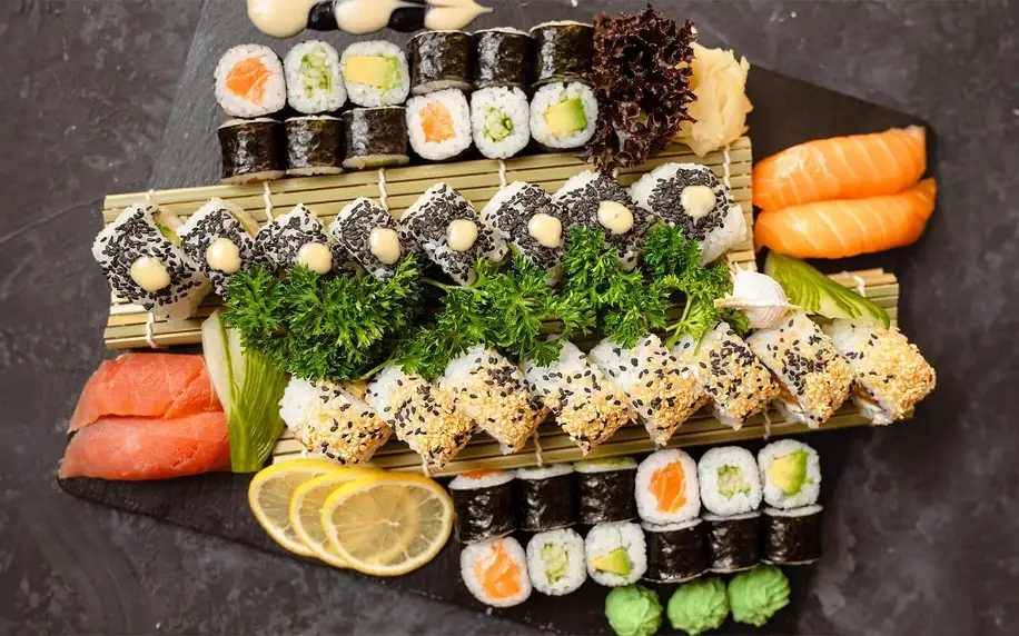 Sushi sety v nové asijské restauraci na Vinohradech
