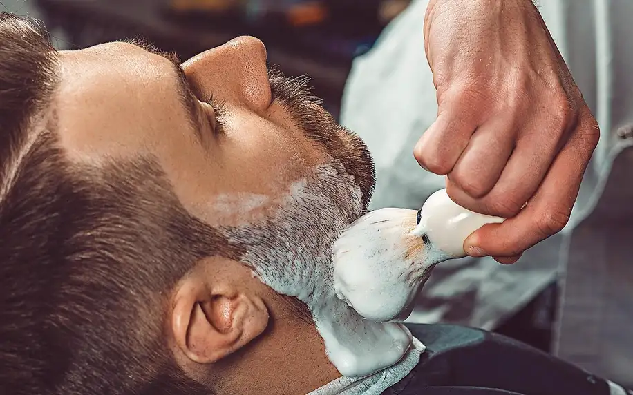 Péče o vlasy i vousy v moderním barbershopu