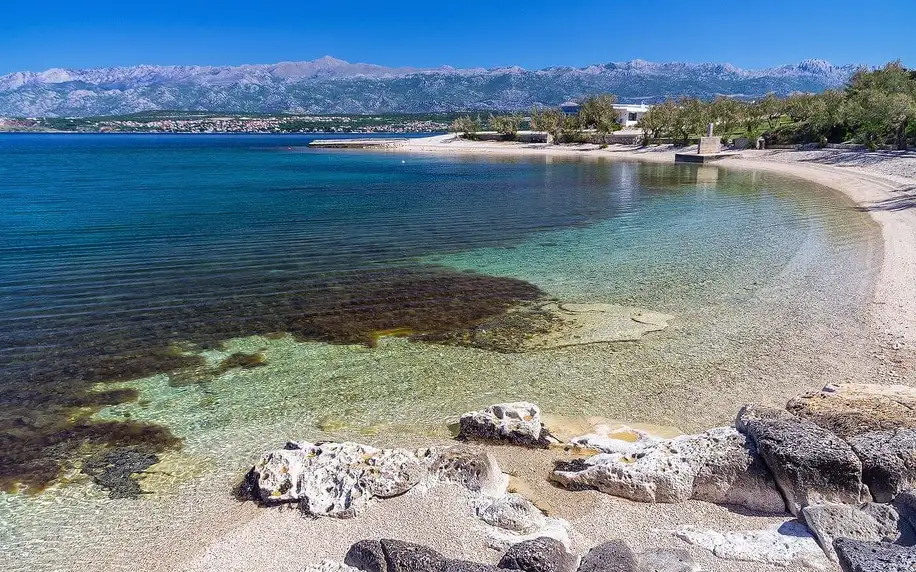 Pobyt u moře v Dalmácii se snídaní až pro 5 osob