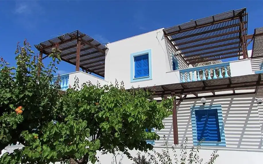 Letecký zájezd na Karpathos: Apartmánový dům Corali, 7 nocí, 180 m od pláže