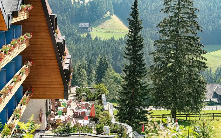 Rakouské alpy s polopenzí a neomezeným wellness