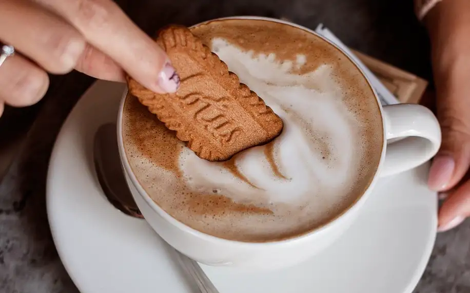 Italské gelato i káva dle výběru u Pražského hradu