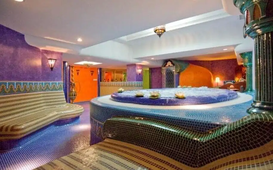 Hévíz jen 2 km od termálního jezera v Amira Boutique Hotelu s polopenzí a neomezeným marockým wellness + sleva