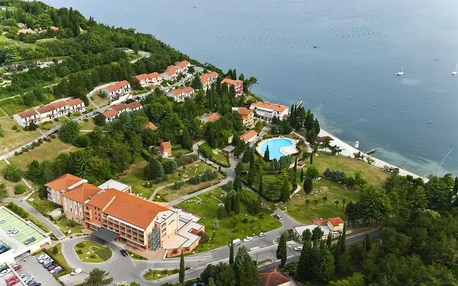 Zkrácená dovolená na slovinském pobřeží v apartmánech Salinera s dopravou v ceně, Strunjan