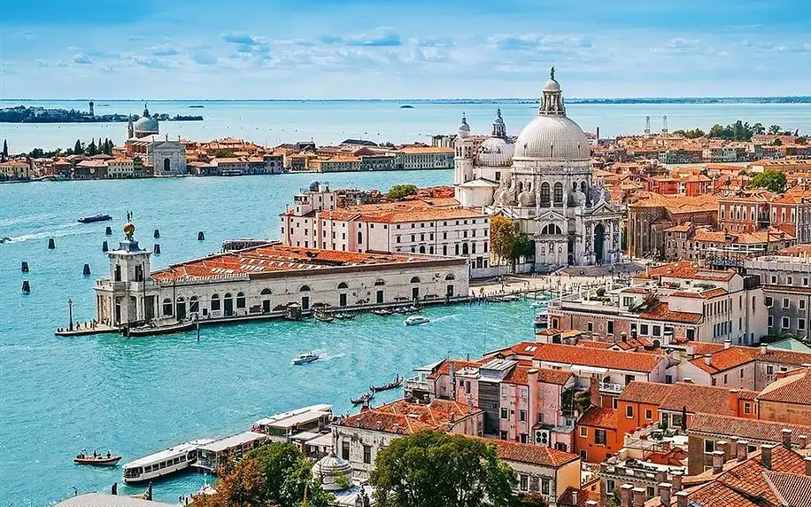 Zkrácená dovolená v Lido di Jesolo s návštěvou Benátek a dopravou v ceně – hotel Bettina, Veneto