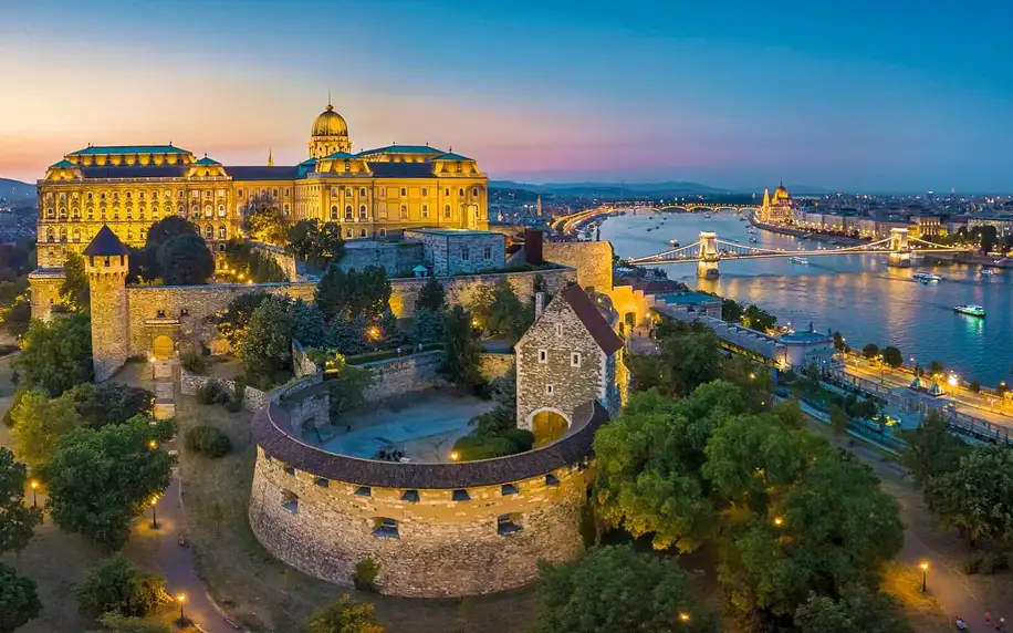 4* pobyt v historickém centru Budapešti se snídaní