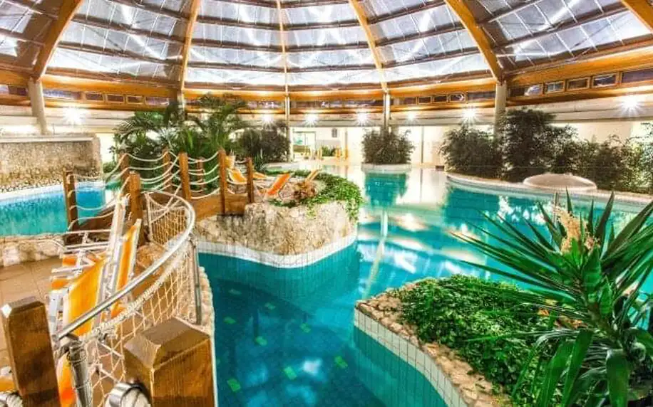 Maďarsko: Gotthard Therme Hotel **** s vlastními lázněmi a wellness (1 500 m²) + polopenze a nápoje neomezeně