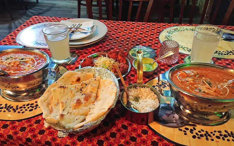 Indicko-nepálské menu dle vaší chuti pro 2 osoby
