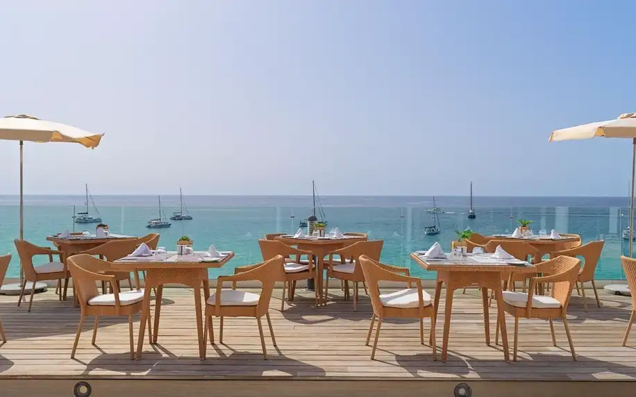XQ El Palacete, Fuerteventura, letecky, polopenze