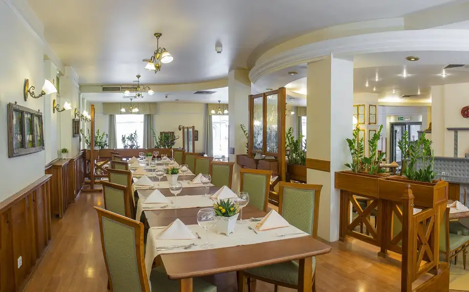 Hotel v centru Vratislavi: neomezený wellness, snídaně