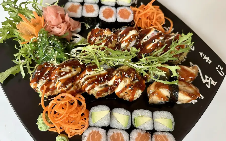 Sushi sety: 24–52 ks s lososem, avokádem i grill rolls
