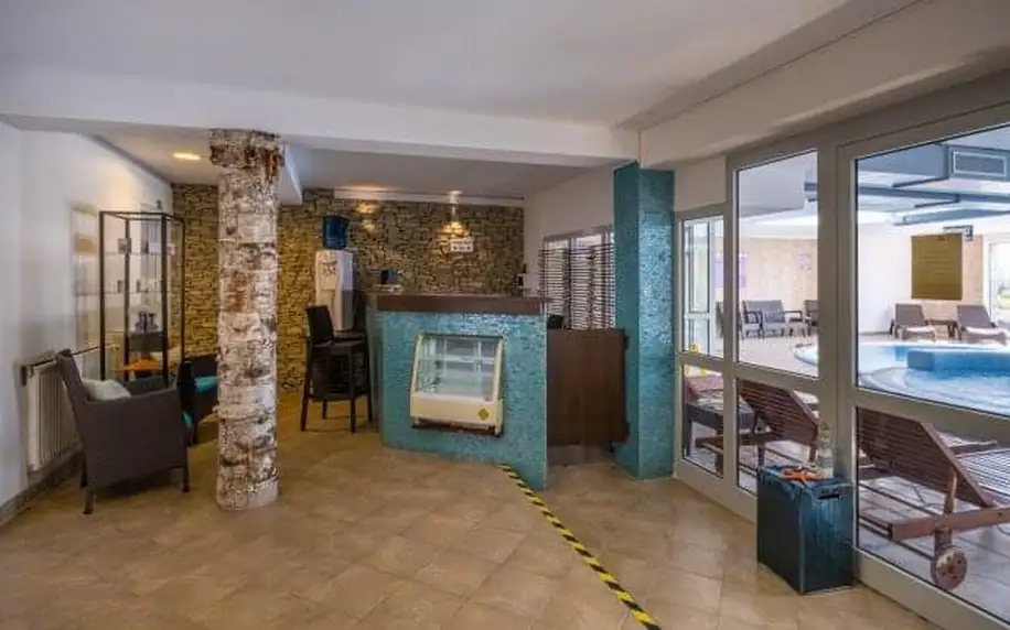 Balaton: Poloostrov Tihany v Echo Residence Hotelu *** se snídaní nebo polopenzí a neomezeným wellness + sleva