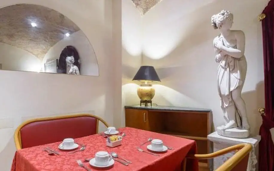 Pobyt blízko památek v historickém centru Říma v luxusním Gambrinus Hotelu **** s bufetovou snídaní