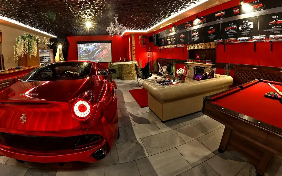 Apartmán s vozem Ferrari, wellness a herní konzolí