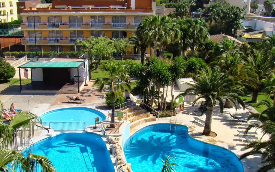 Club Simo Aparthotel, Mallorca, Apartmá Superior, letecky, polopenze