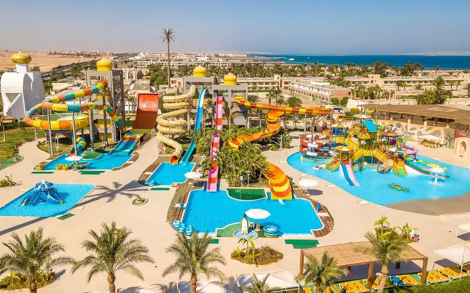 Aladdin Beach Resort, Hurghada, Dvoulůžkový pokoj Superior s výhledem na bazén, letecky, all inclusive