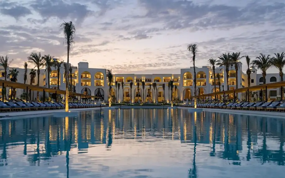 Serry Beach Resort, Hurghada, Dvoulůžkový pokoj Deluxe s výhledem na bazén, letecky, all inclusive