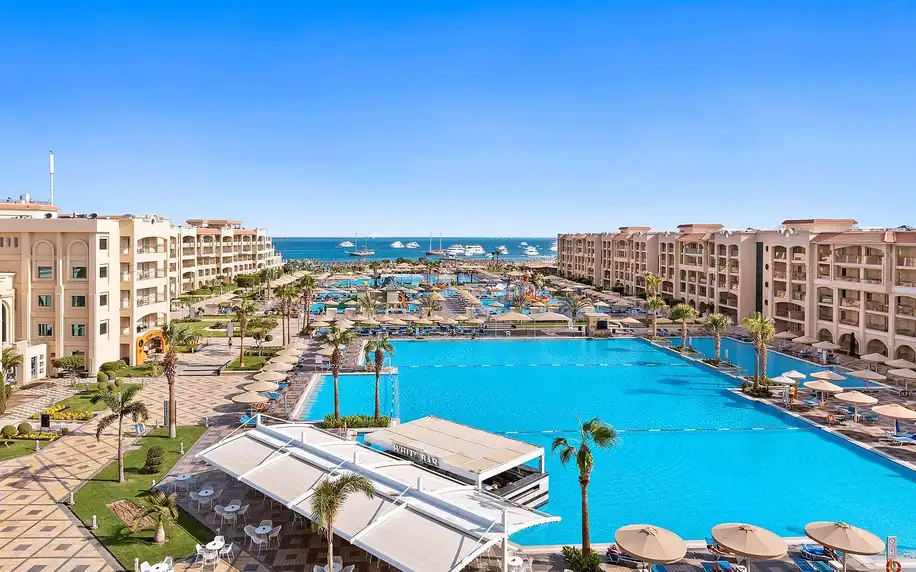 Pickalbatros White Beach Resort, Hurghada, Apartmá Junior, letecky, all inclusive