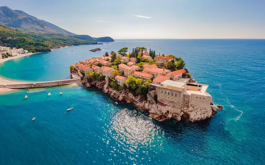Poznávací zájezd do Černé Hory: ubytování i snídaně