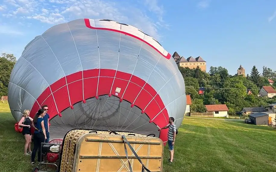 Let balónem Seč