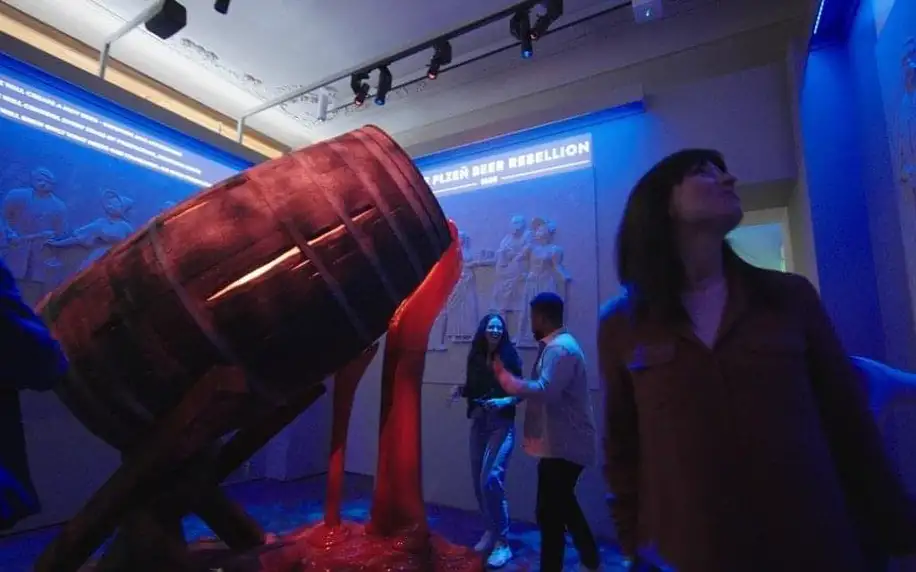Úžasná interaktivní expozice příběhu piva + škola čepování Pilsner Urquell Experience v Praze