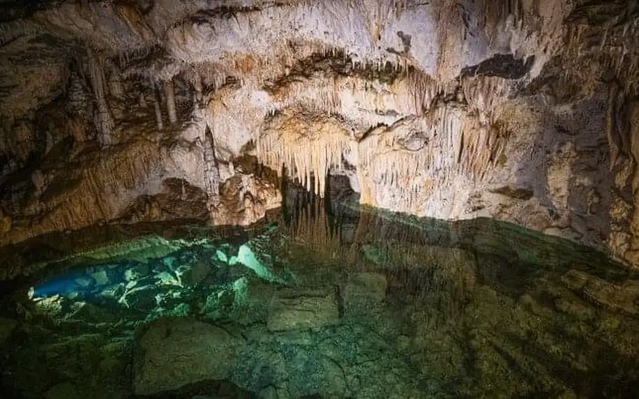 Nízké Tatry u Demänovských jeskyní v moderních BudinSKI Apartmánech & Wellness s privátní vířivkou a saunou