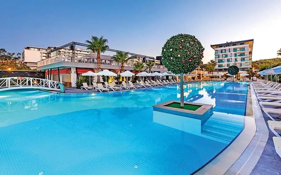 Hotel White City Resort, Turecká riviéra
