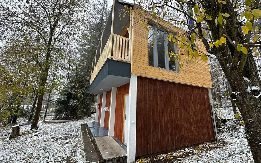 Vybavený tiny house s terasou na severní Moravě