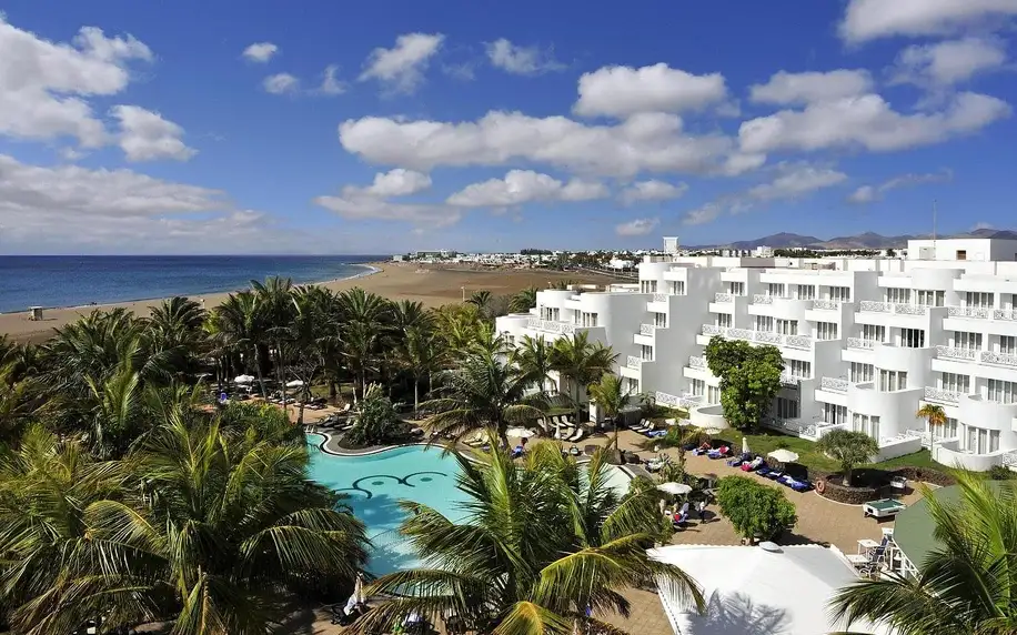Španělsko - Lanzarote letecky na 4-5 dnů, snídaně v ceně