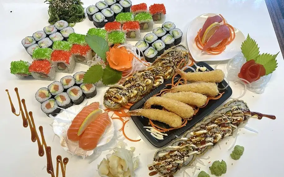 Sushi sety s 38 až 71 ks: avokádo, losos i krevety