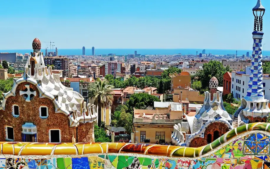 Jarní Barcelona: doprava a hotel s polopenzí