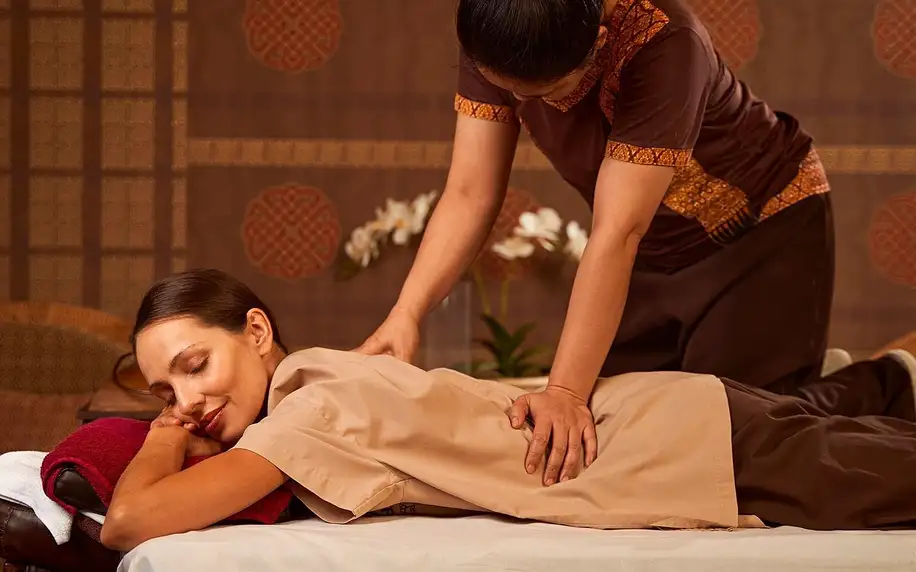 60–120min. thajská masáž dle výběru a zelený čaj