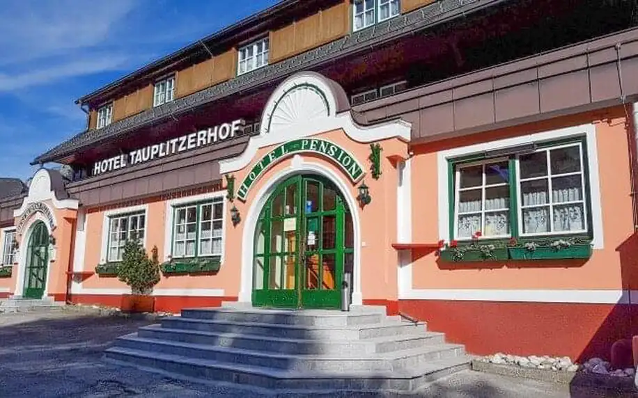 Alpy a Solná komora v Hotelu Tauplitzerhof *** se snídaní nebo polopenzí, hernou, saunami a slevovou kartou